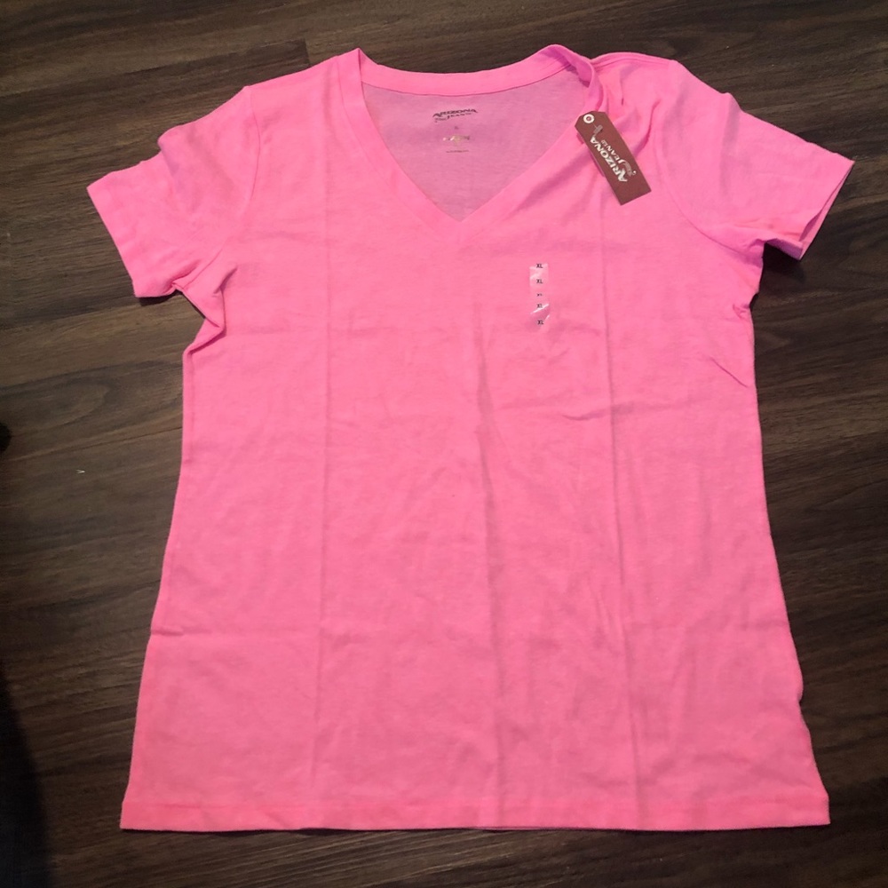 Arizona tee, NEW WITH TAGS.